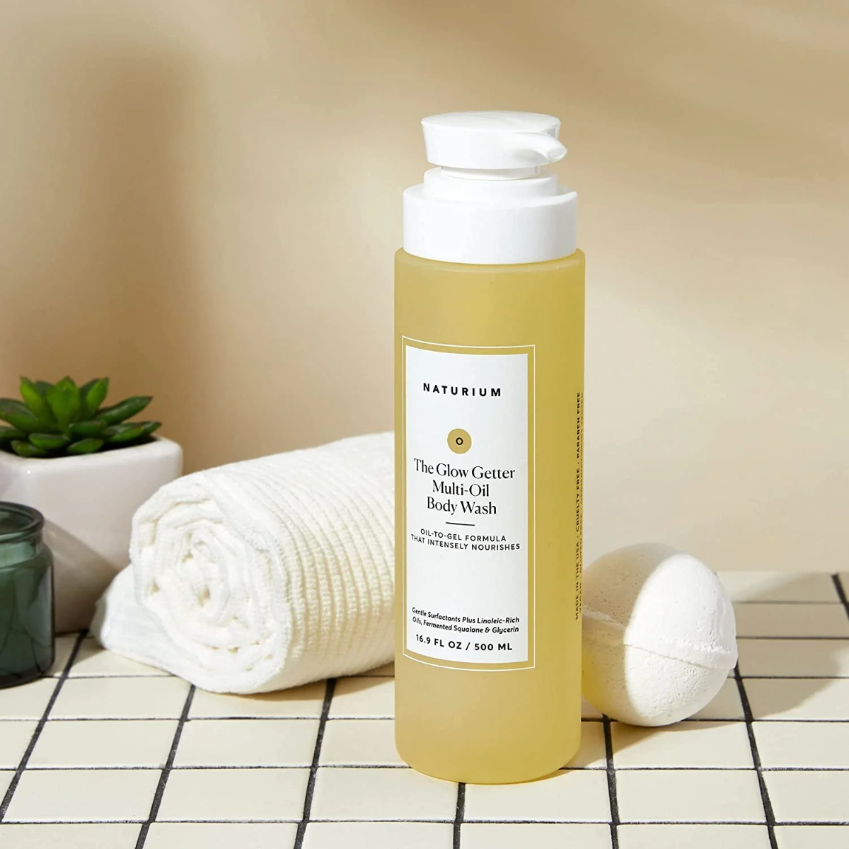 Naturium – The Glow Getter Multi-Oil Hydrating Body Wash – (500 ml ...