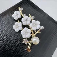 Elegant Dainty Flower Design Hijab Brooch