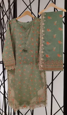Pakistani Original Sadabahar Printed Cutwork Lawnkarri 3Pcs _ Mint 