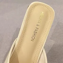 KOREAN STYLE THICK HEELED SANDALS GB-8337