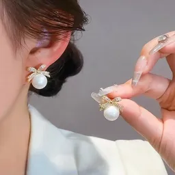 Shiny Zircon Crystal Bowknot Stud Earrings