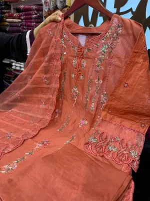 পাকিস্তানি ইনস্পায়ার্ড কালেকশন