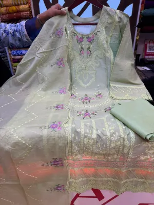 পাকিস্তানি ইনস্পায়ার্ড প্রিমিয়াম কালেকশন 