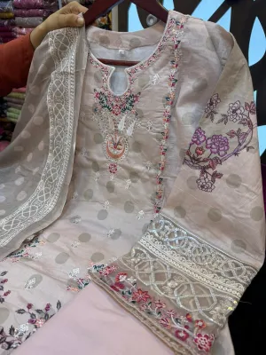 পাকিস্তানি ইনস্পায়ার্ড কালেকশন