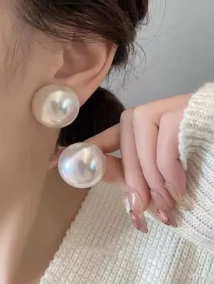 Stylish Big Size White Pearl Stud Earring