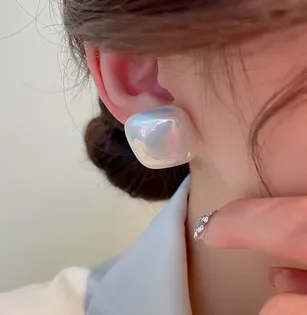 Stylish Pearl Square Stud Earrings