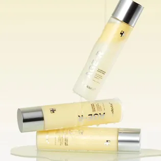 medicube - AGE-R Glutathione Glow Toner (140ml)