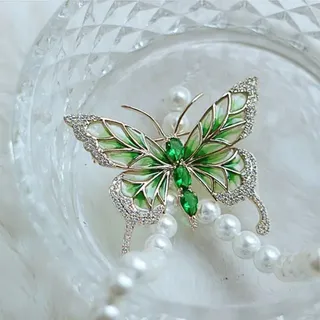 Crystal Insect Rhinestone Butterfly Hijab Brooch