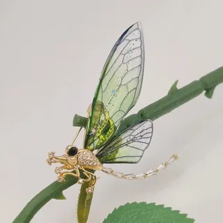 Fashion Transparent Dragonfly Brooch/Pin