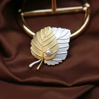 Faux Pearl Elegant Dual-Tone Leaf Brooch/Pin