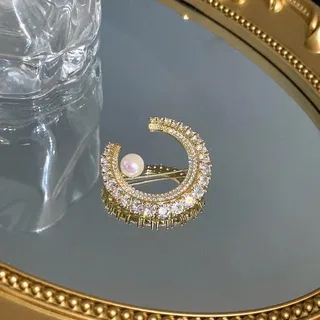 Rhinestone C Shaped Hijab Brooch/Pin