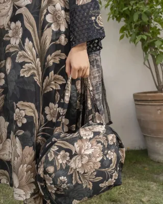 Pakistani Original Sahibas Stitched Lawn 3Pcs _ Black 