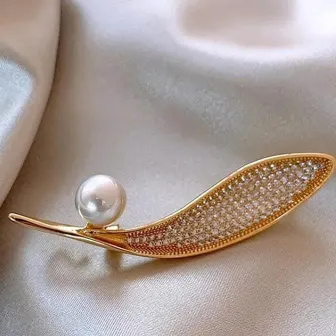 Pearl Leaf Hijab Brooch / Pin 