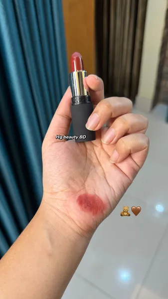 Swiss Beauty Pure Matte Lipstick - 215 Natural Coco