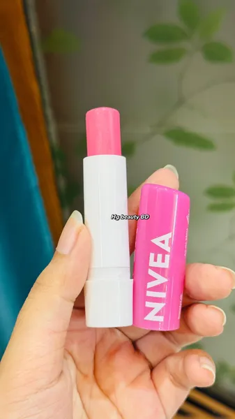 Nivea Lip Balm Pearly Shine 4.8g