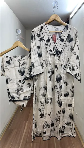 Original Indian Jaipuri Stitched 3pcs_Off white & Black