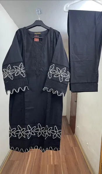 Pakistani Original Hayat Stitched Cotton Co-ords 2 Pcs _ Black 