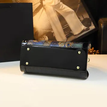 BOHO BEAUTY WOMEN’S HANDBAG