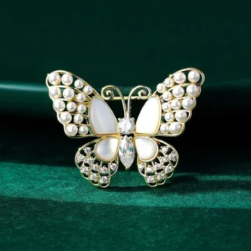 Pearl Crystal White Butterfly Hijab Brooch
