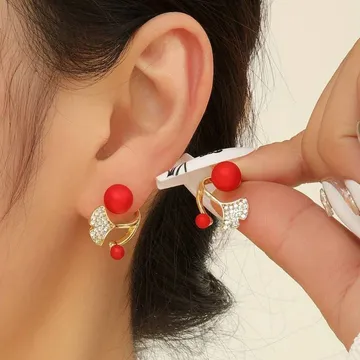 1 Pair Crystal Pearl Fish Tail Stud Earring 