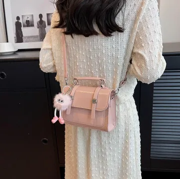 COMPACT PU CROSSBODY BAG