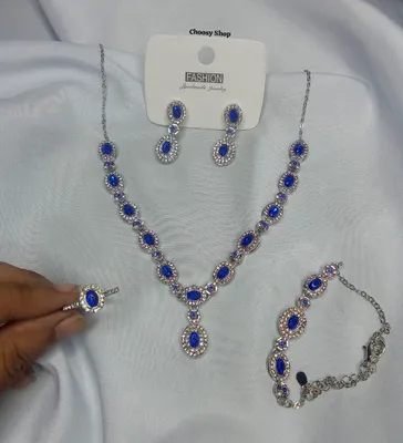 Trendy Deep Green Crystal Necklace Set