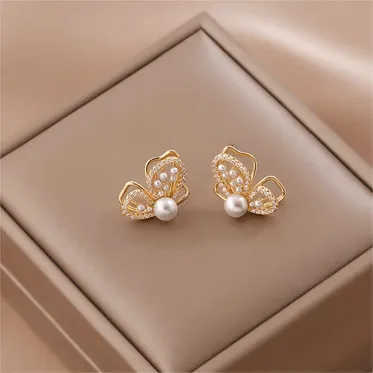 Fashionable Western Stylish Butterfly Earrings