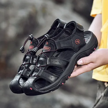 REEF RUNNERS SUMMER SANDALS 