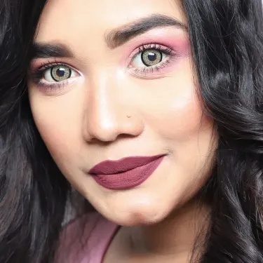 Colormax Diva Glamour Matte Lipcolour – Tel Aviv