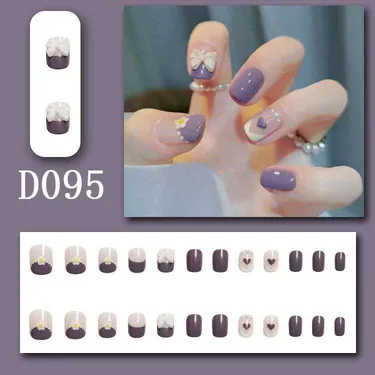24 pcs Fashion Nail Art Fake Nails ( D Series)