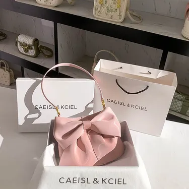 RETRO RADIANCE WOMEN’S HANDBAG