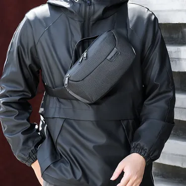 Marrowstone Carrier Men's Chest Bag