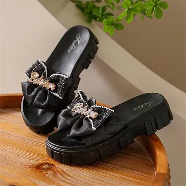 NEW SUMMER FASHION SLIPPERS