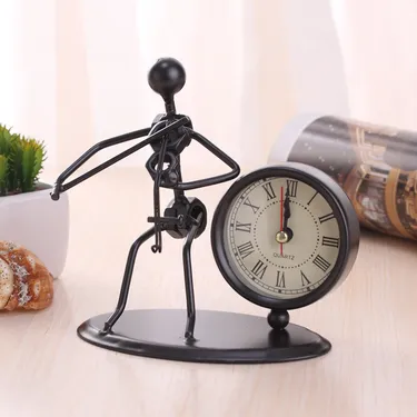 Vintage-Style Table Clock