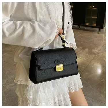 Elegant Touch Shoulder Bag