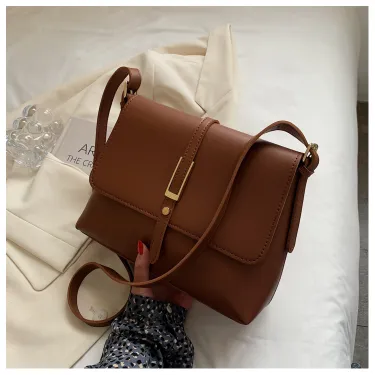 Sleek Vibes Travel Crossbody