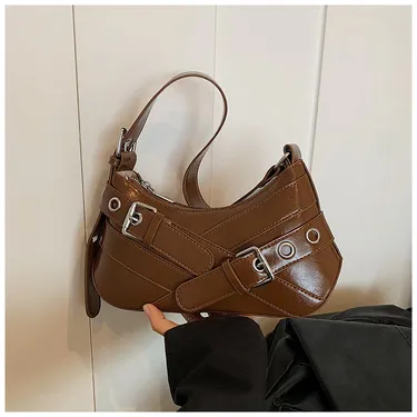 FASHIONABLE UNDERARM HANDBAG 