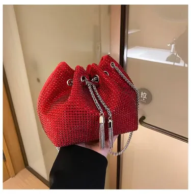 Modern Classic Shoulder Bag