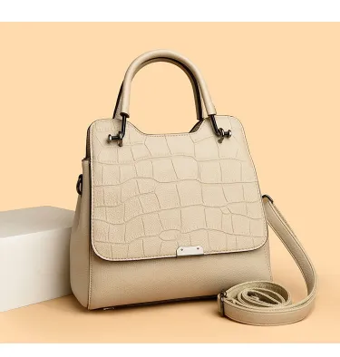 Classic Beauty Daily Tote Bag
