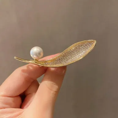 Pearl Leaf Hijab Brooch / Pin 