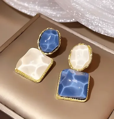 Fashion Retro Blue White Elegant Drop Earrings