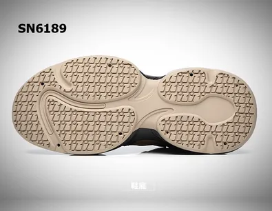 genuine leather universal V design sneakers