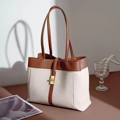 Wave Quest Women’s Handbag