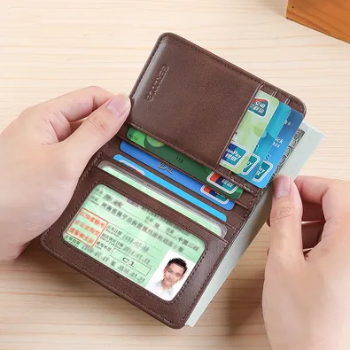 Genuine Leather Ultra-Thin Short Wallet – Minimalist Slim Wallet for Men