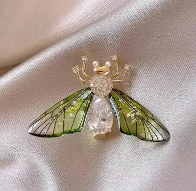 Fashion Resin Transparent Wings Bee Hijab Brooch