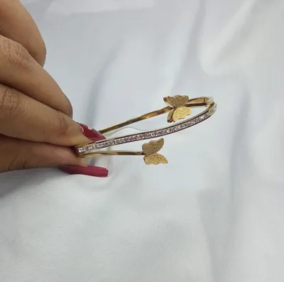 Luxury Butterfly Charm Golden Bracelet