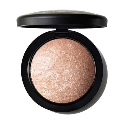 MAC Mineralize Skin Finish- Soft & Gentle 