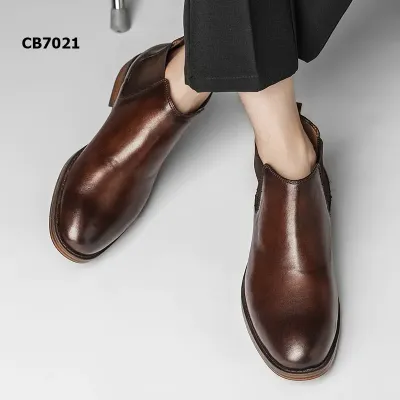 Cowhide Round Chelsea Boots