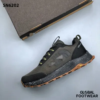 Northern Bread Men's hiking shoes sports Sneakers