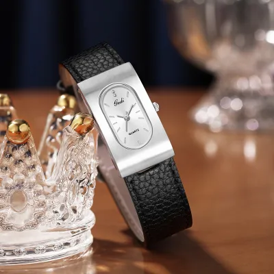 Oval Quartz Watch
